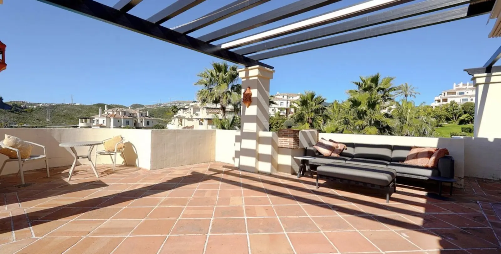 Sale of penthouse duplex in Benahavís 15