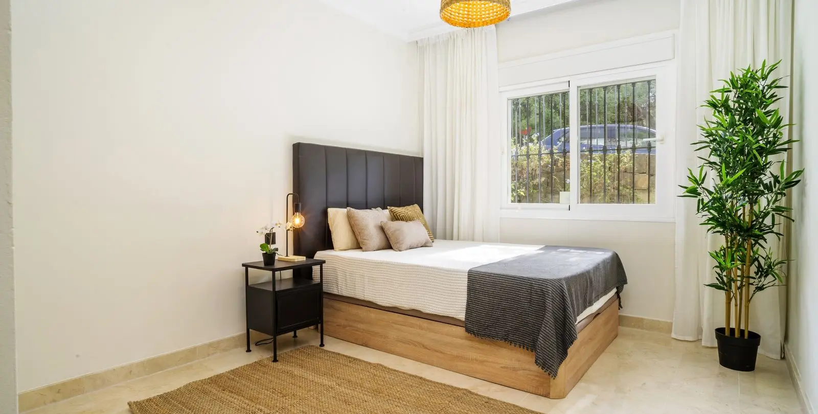Sale of ground floor apartment in Marbella 6