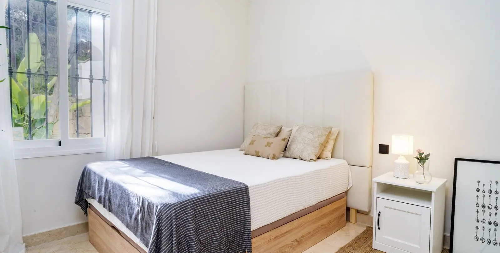 Sale of ground floor apartment in Marbella 16