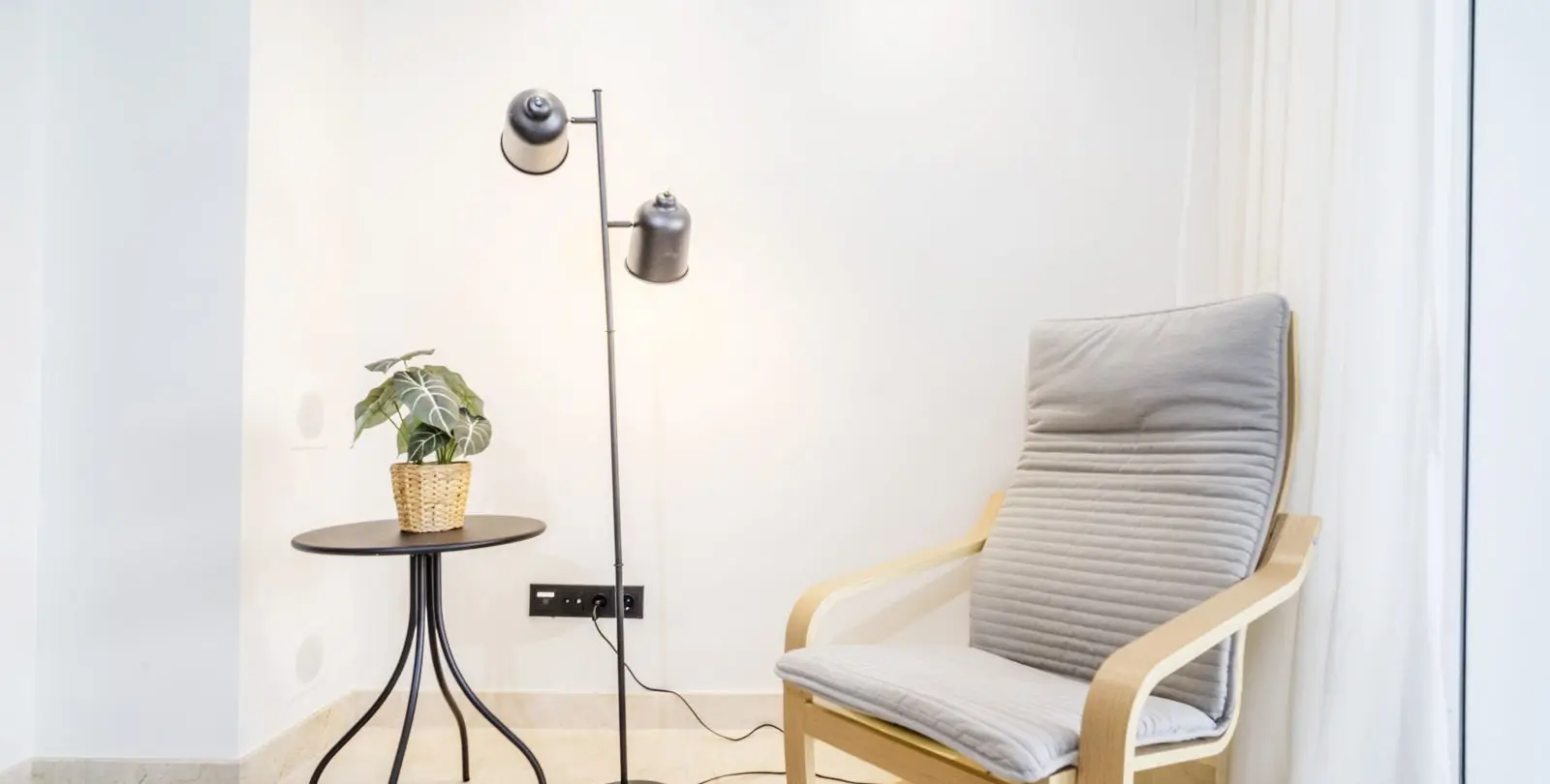 Sale of ground floor apartment in Marbella 19