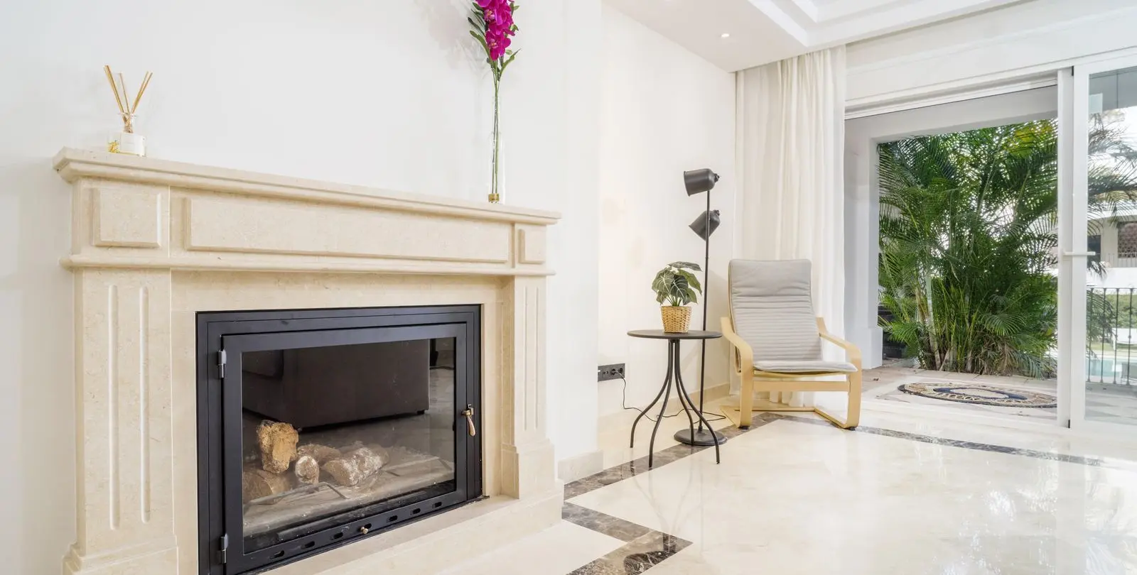 Sale of ground floor apartment in Marbella 20