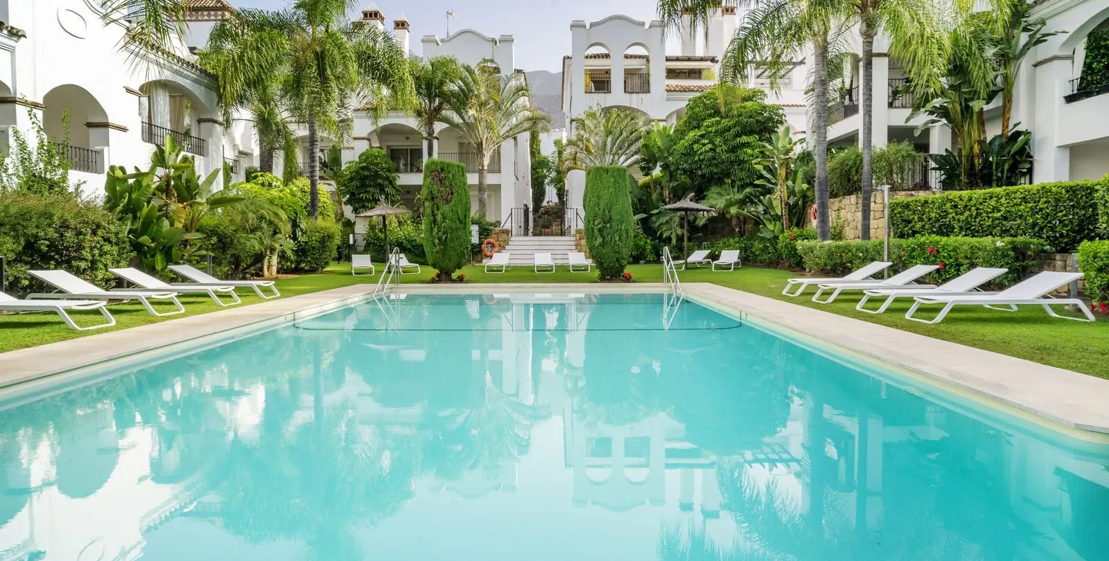Sale of ground floor apartment in Marbella 58