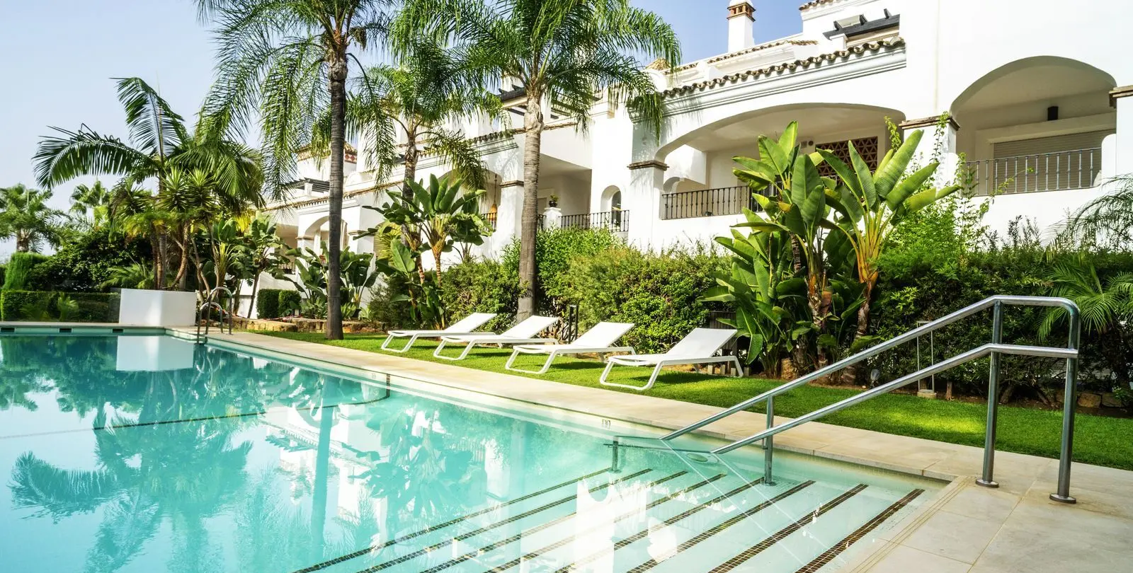 Sale of ground floor apartment in Marbella 63