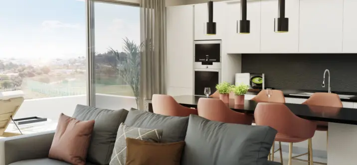 Venta de apartamento en planta media en Estepona 2