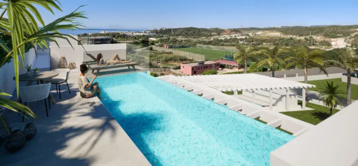 Venta de apartamento en planta media en Estepona 3