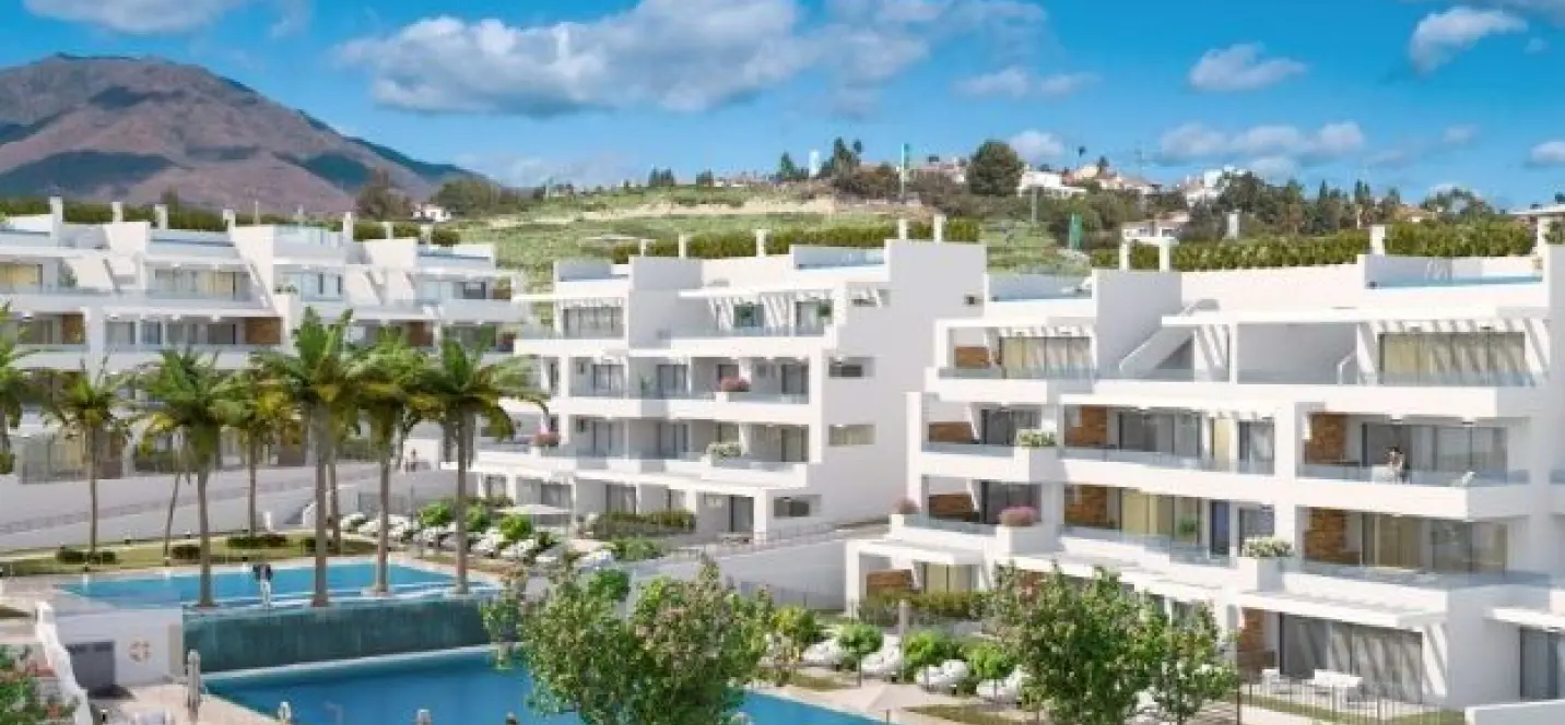 Venta de apartamento en planta baja en Estepona 0