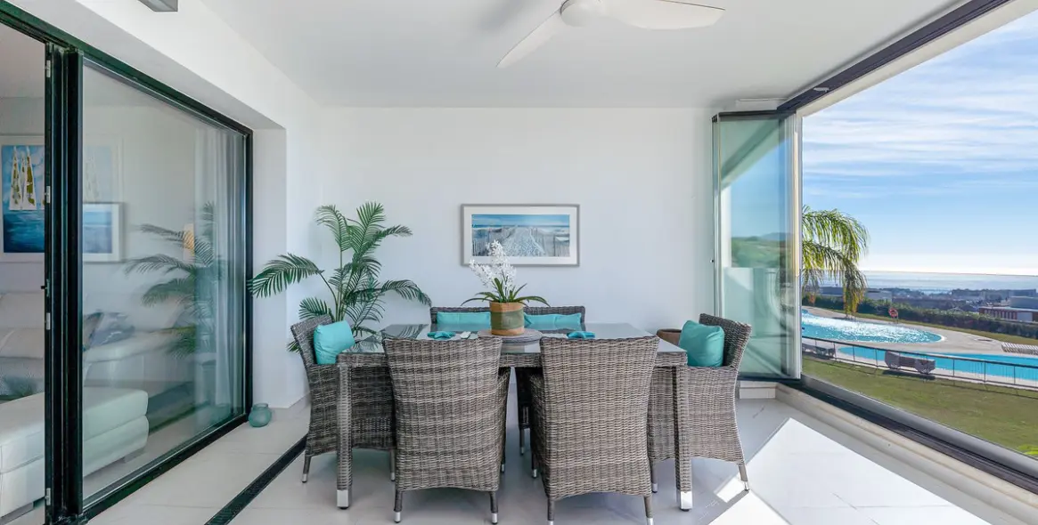 Продажа апартаментов на среднем этаже в Estepona 2