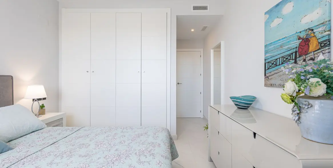 Продажа апартаментов на среднем этаже в Estepona 20