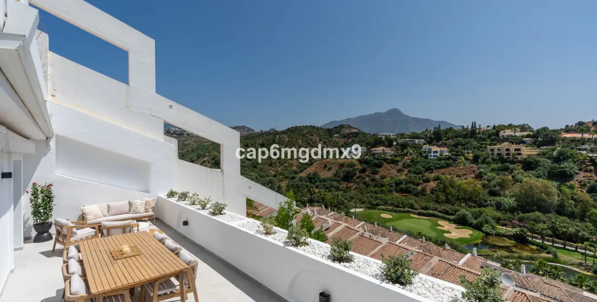 Продажа апартаментов на первом этаже в La Quinta 11