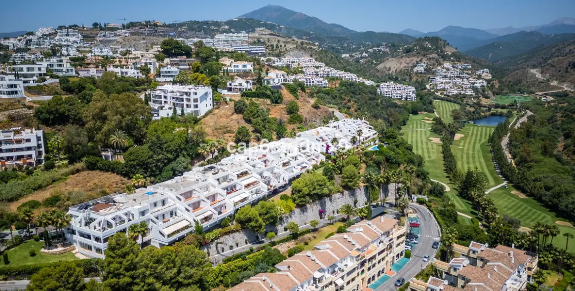 Продажа апартаментов на первом этаже в La Quinta 13