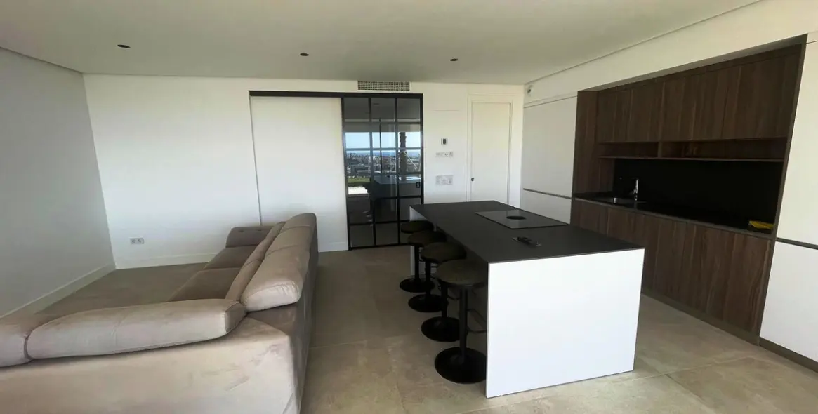 Продажа апартаментов на первом этаже в Estepona 11