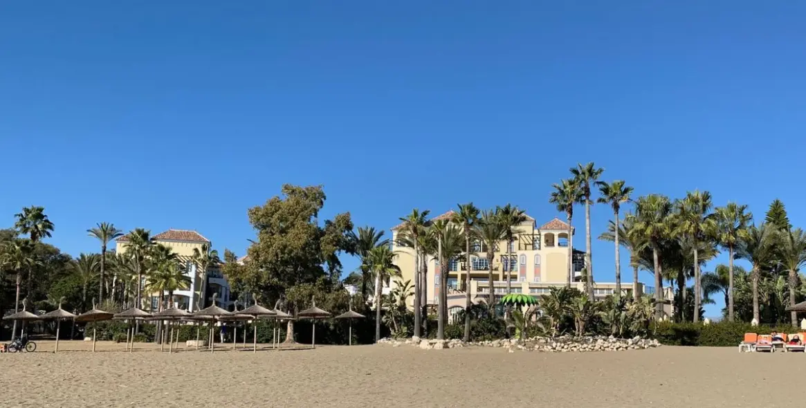 Venta de parcela residencial en Atalaya 19