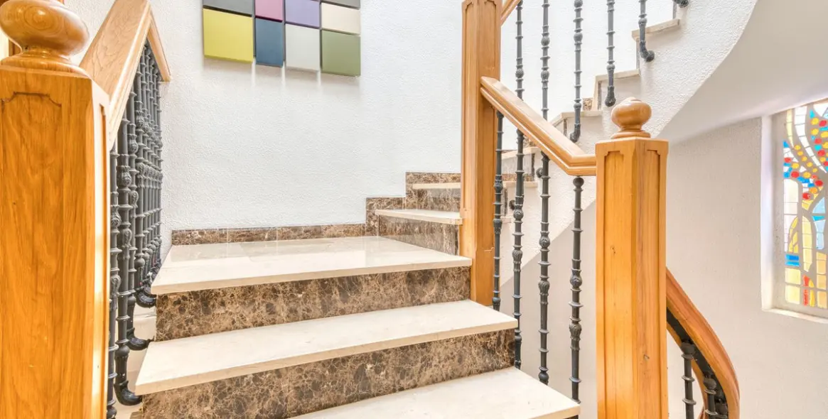 Продажа  отдельно стоящей виллы в El Coto 20