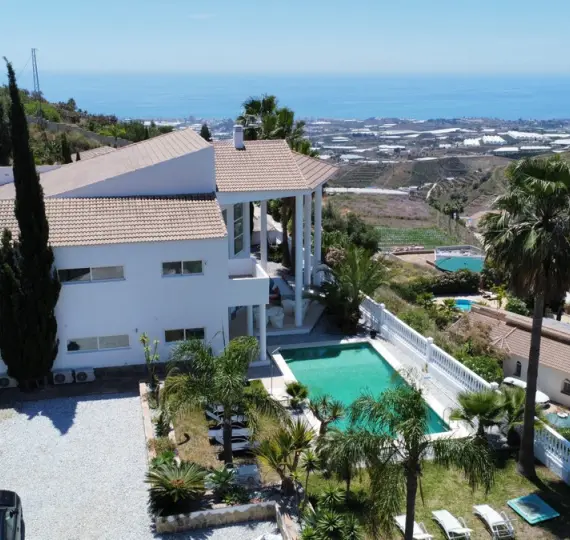 Venta de villa independiente en Algarrobo