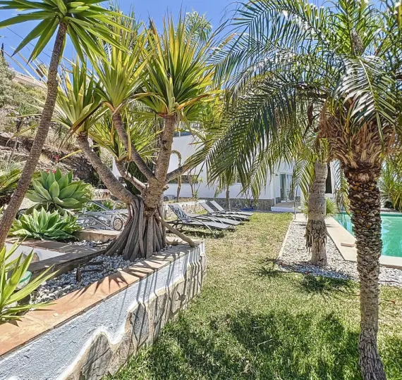 Venta de villa independiente en Algarrobo