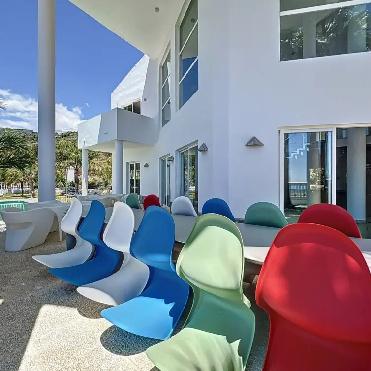 Sale of detached villa in Algarrobo