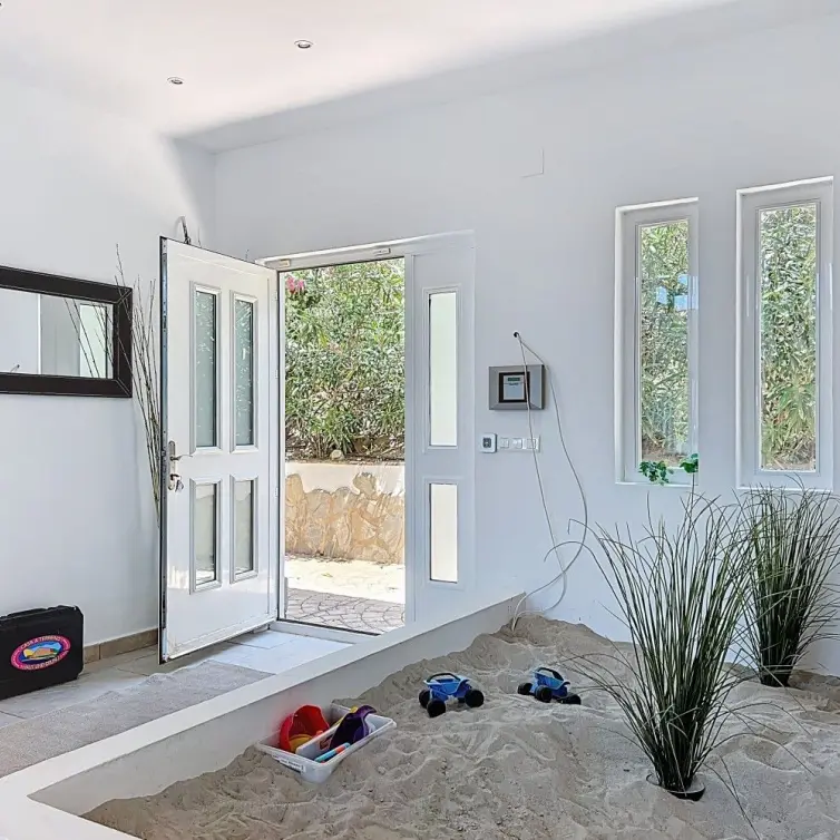 Sale of detached villa in Algarrobo