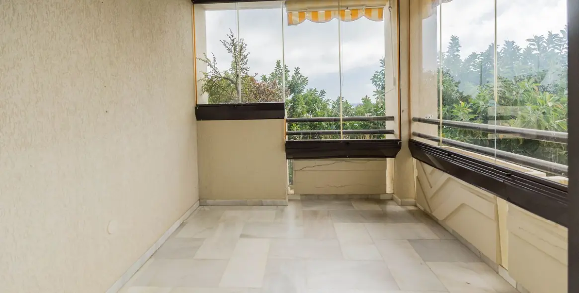 Sale of middle floor apartment in Torremolinos 6