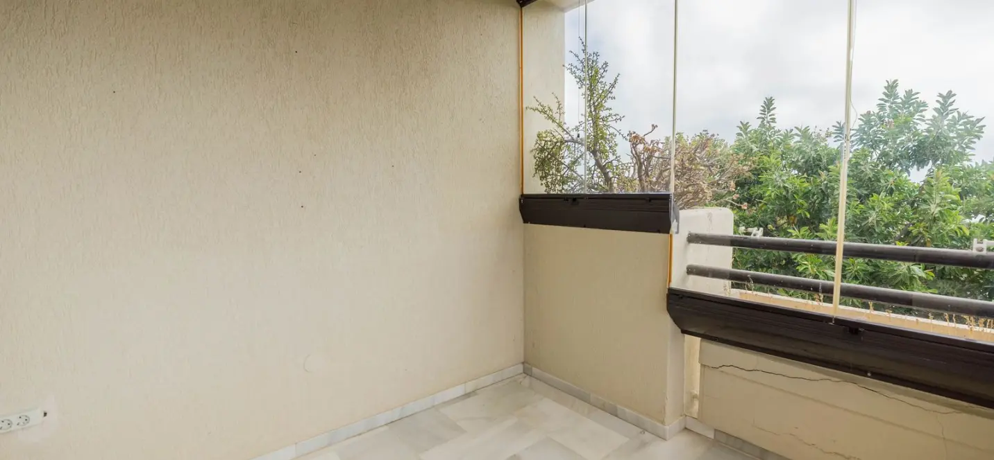 Sale of middle floor apartment in Torremolinos 3