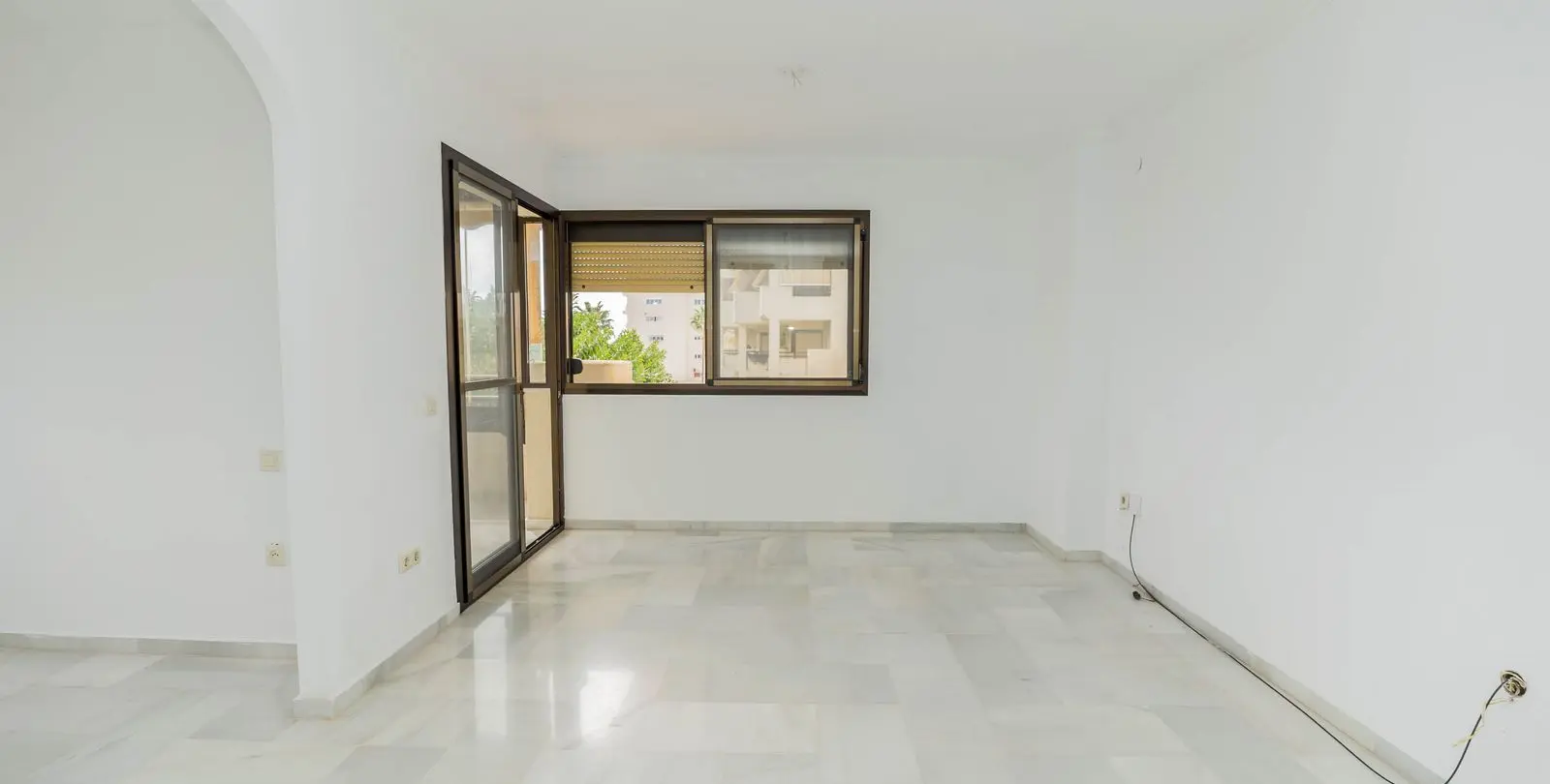 Sale of middle floor apartment in Torremolinos 8