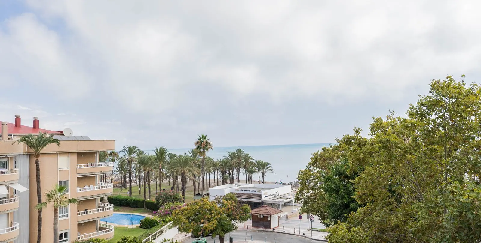 Sale of middle floor apartment in Torremolinos 23