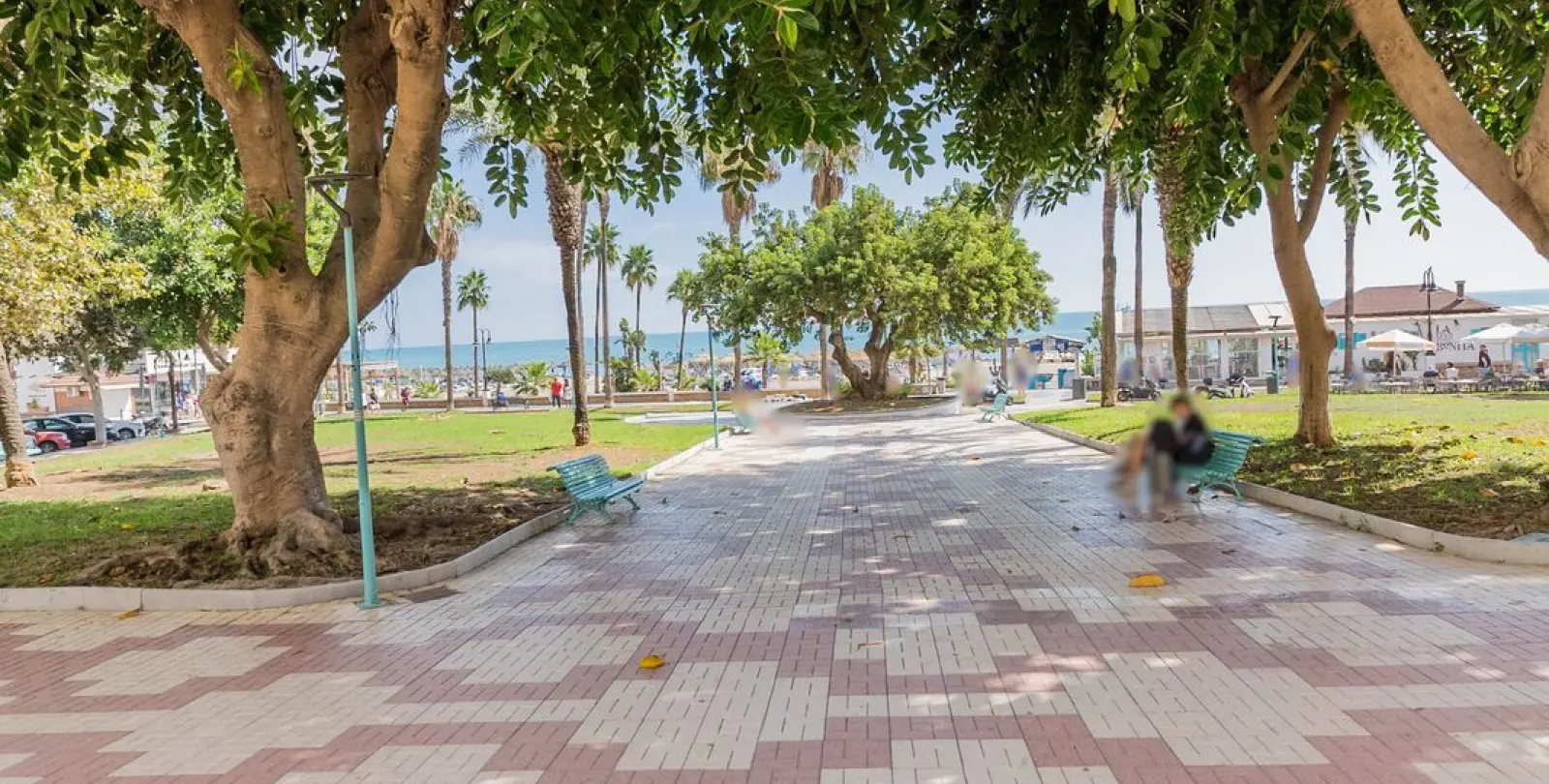 Sale of middle floor apartment in Torremolinos 48