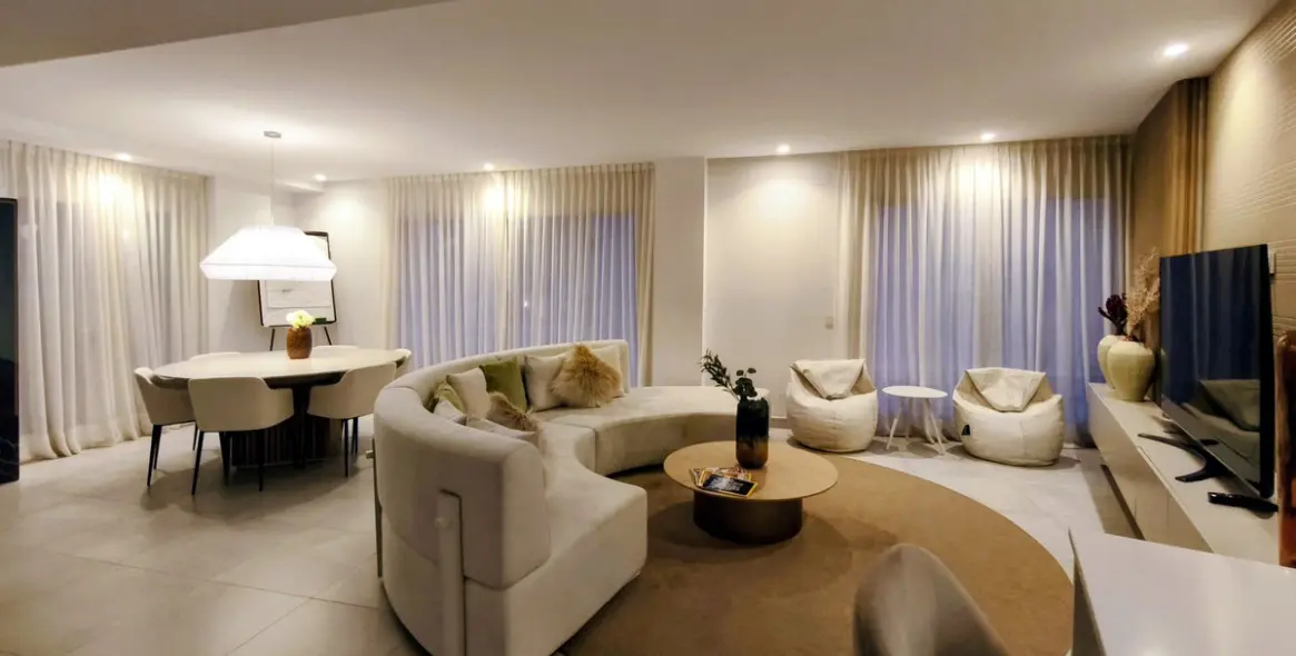 Продажа пентхауса в Altos de los Monteros 44