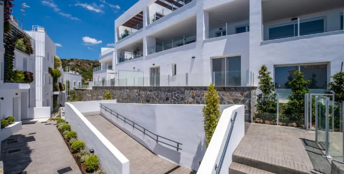 Продажа пентхауса в Altos de los Monteros 46