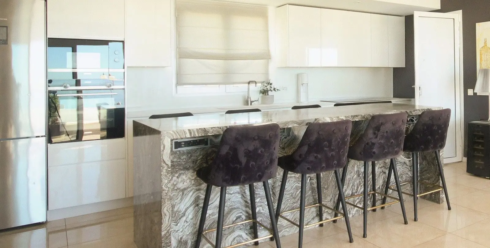 Продажа двухуровневого пентхауса в Altos de los Monteros 16