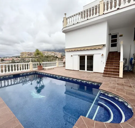 Venta de villa independiente en Torreblanca