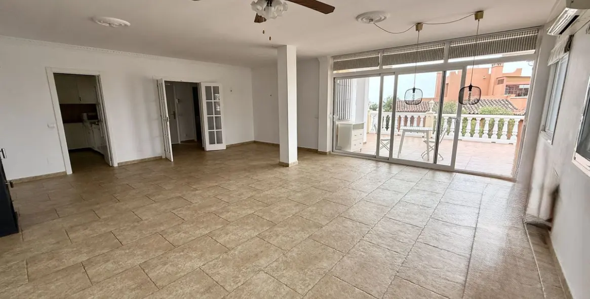 Sale of detached villa in Torreblanca 6