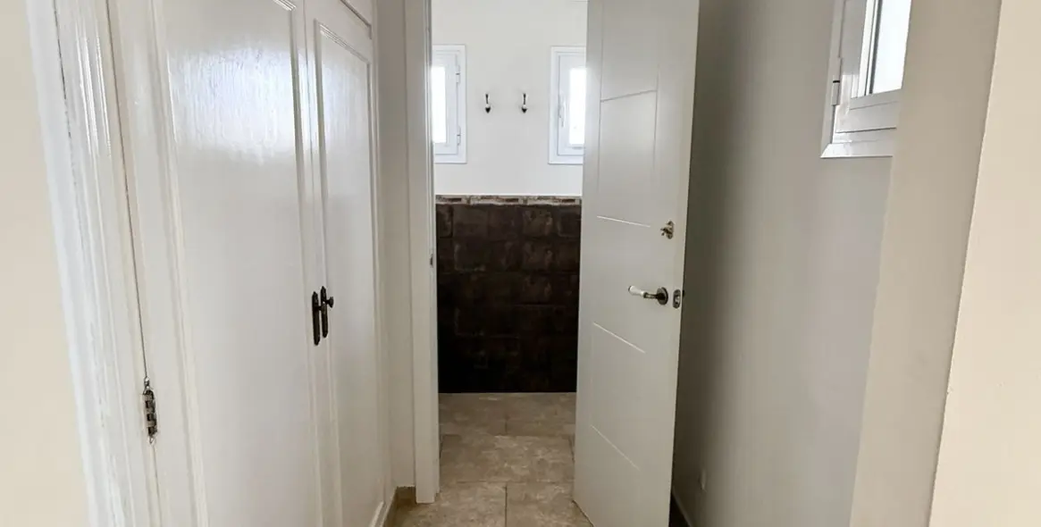 Продажа  отдельно стоящей виллы в Torreblanca 25