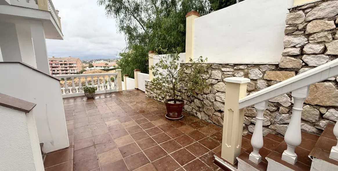 Продажа  отдельно стоящей виллы в Torreblanca 31