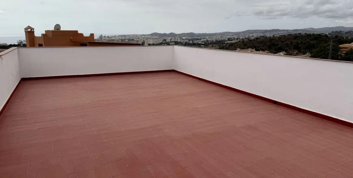 Продажа  отдельно стоящей виллы в Torreblanca 40