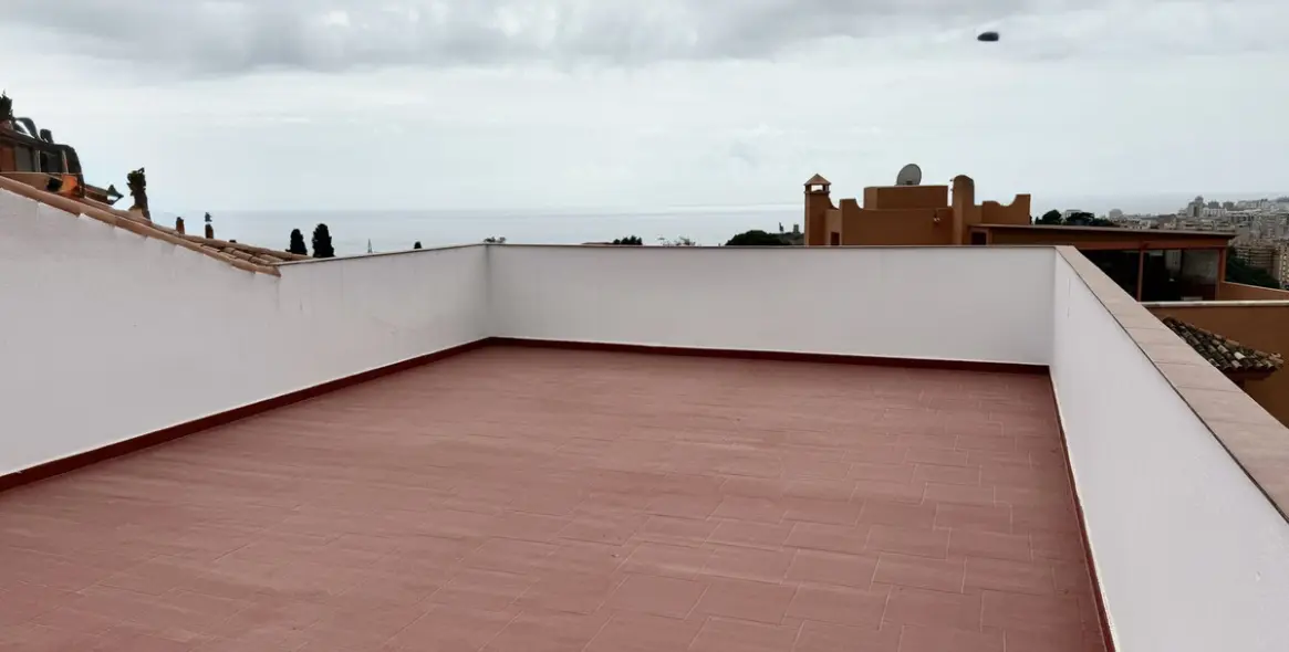 Продажа  отдельно стоящей виллы в Torreblanca 41