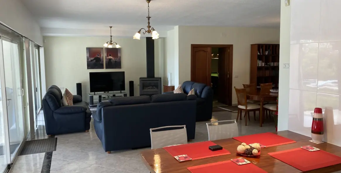 Продажа  отдельно стоящей виллы в Mijas 10