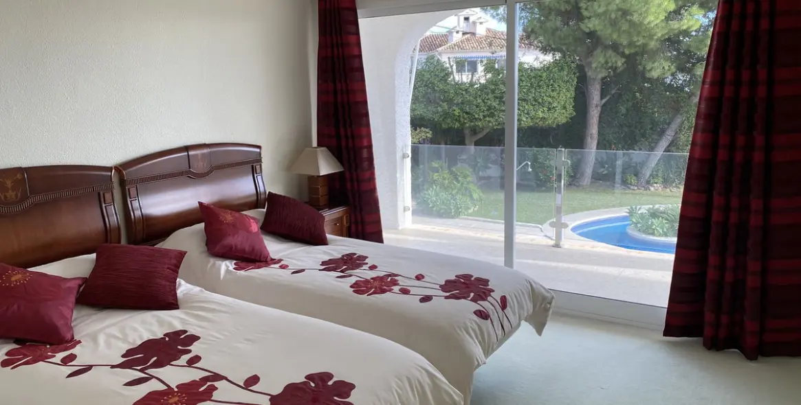 Продажа  отдельно стоящей виллы в Mijas 20