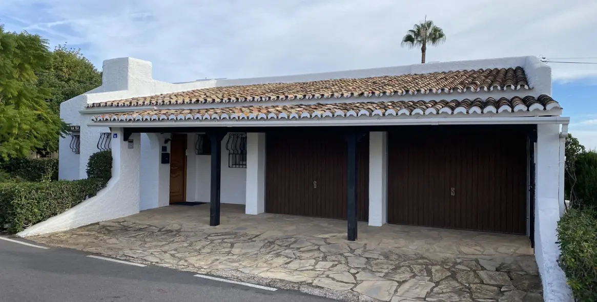 Sale of detached villa in Mijas 35