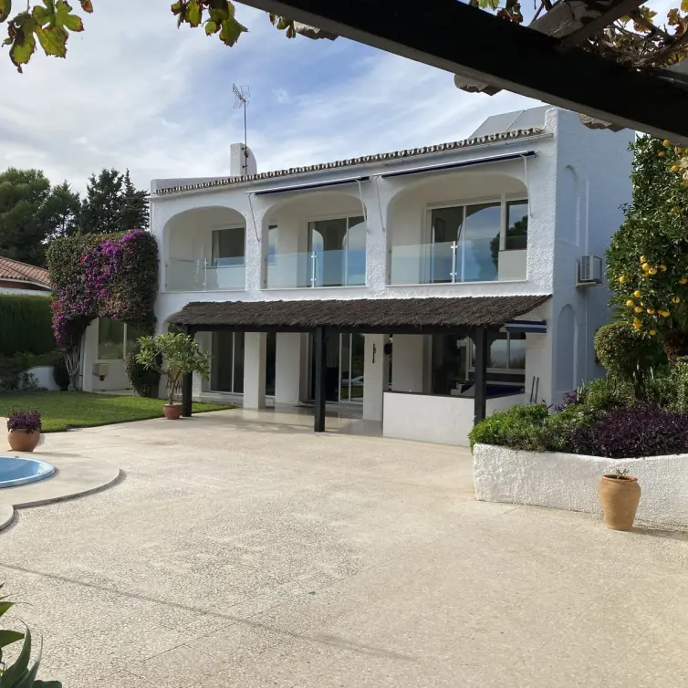 Sale of detached villa in Mijas