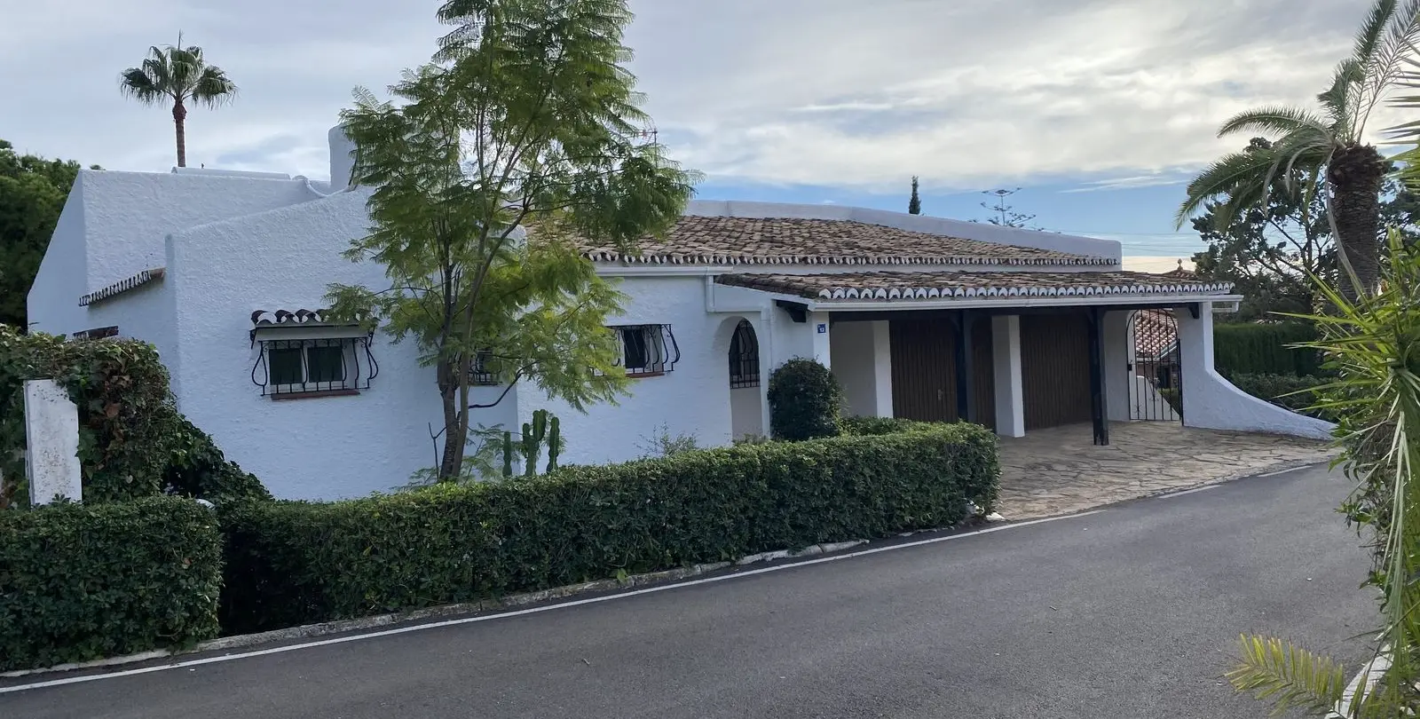 Продажа  отдельно стоящей виллы в Mijas 36