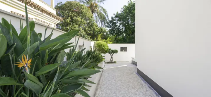 Продажа  отдельно стоящей виллы в Torremolinos 4