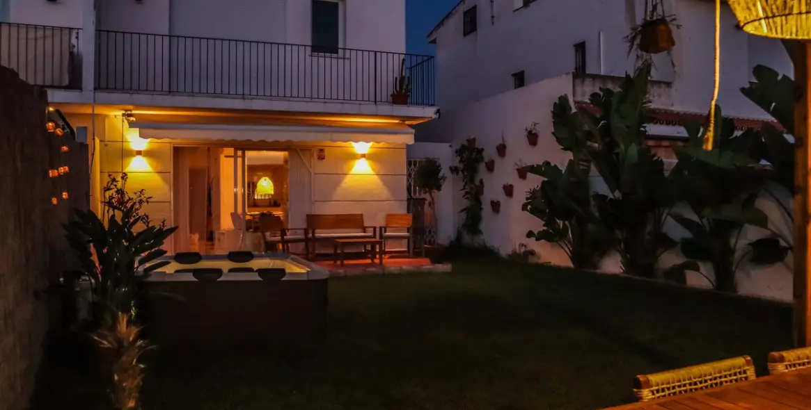 Продажа дома на две семьи в Nueva Andalucía (район Nueva Andalucía) 11