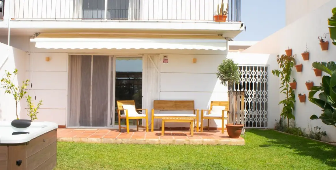 Продажа дома на две семьи в Nueva Andalucía (район Nueva Andalucía) 12