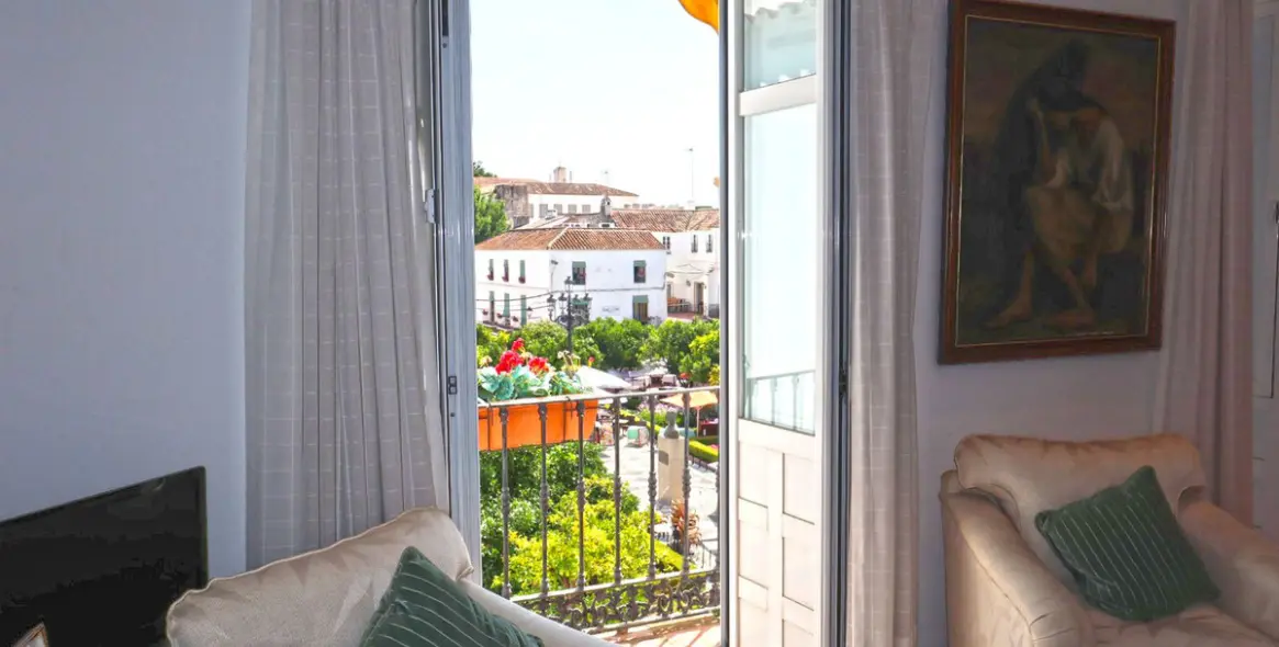 Sale of middle floor apartment in Marbella 4