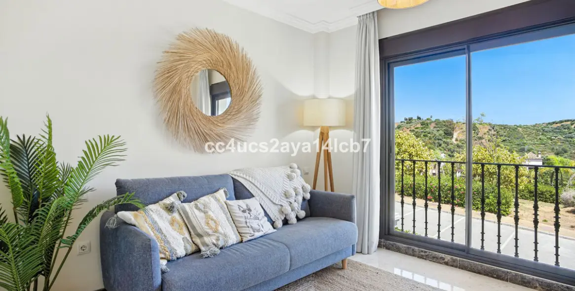 Продажа  отдельно стоящей виллы в Estepona 38