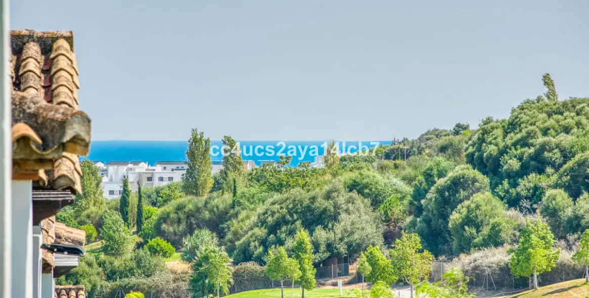 Продажа  отдельно стоящей виллы в Estepona 49