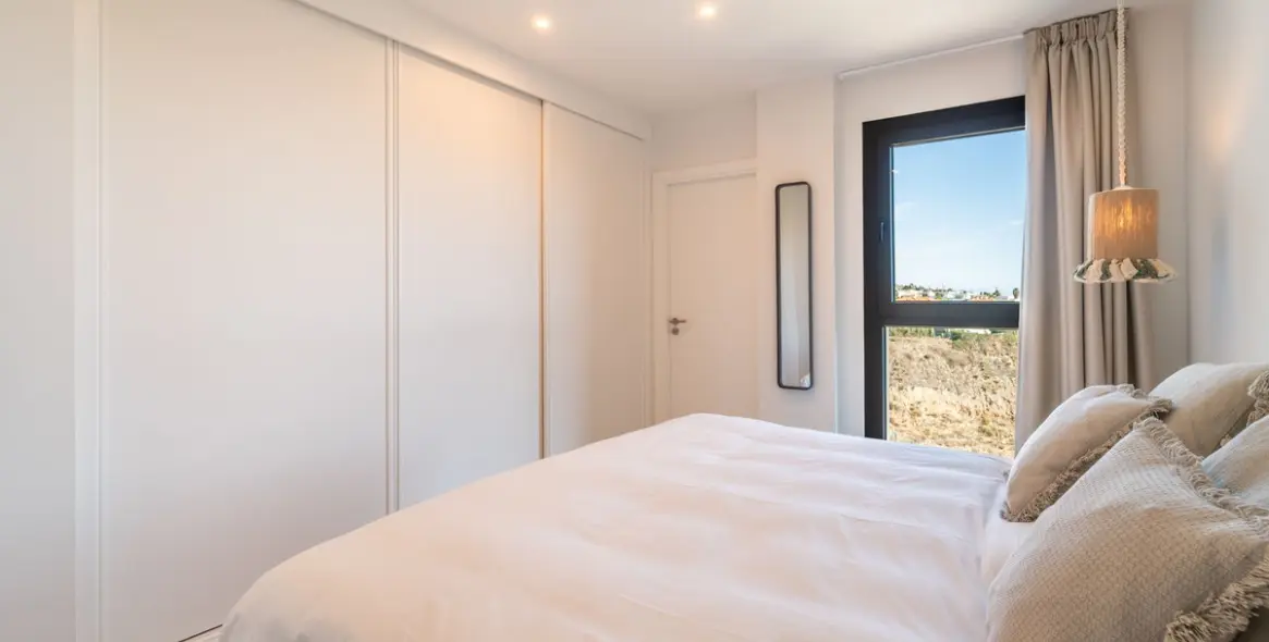 Sale of penthouse in Higueron 18