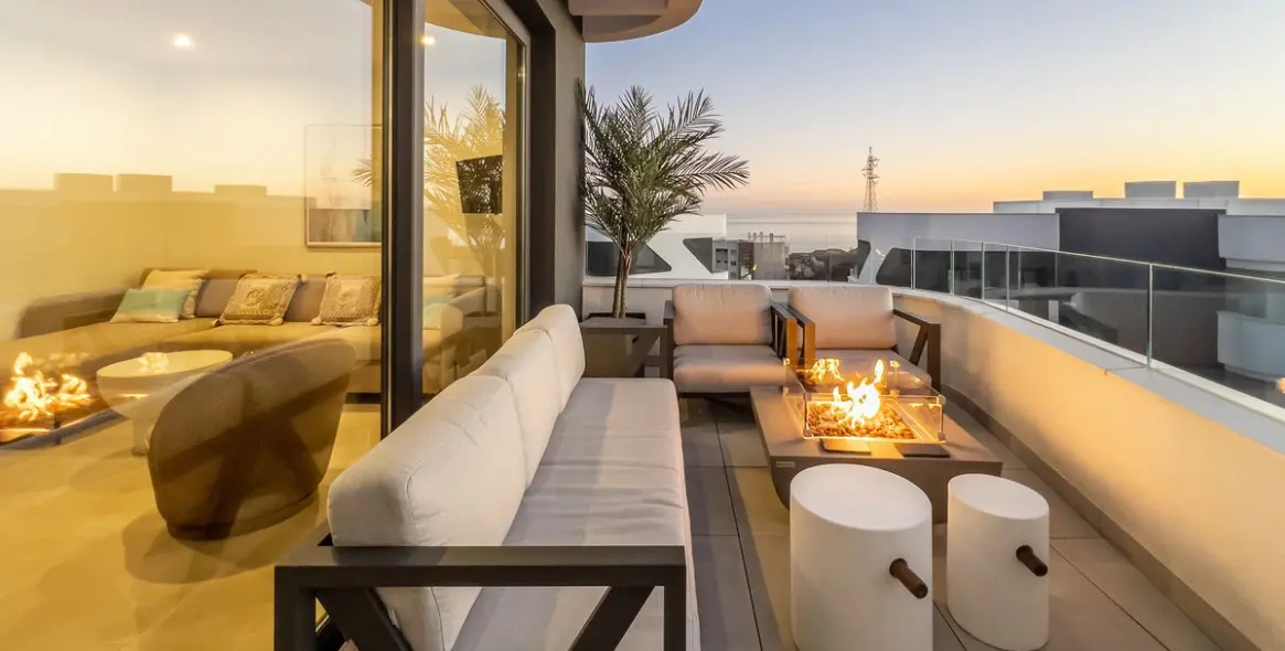 Sale of penthouse in Higueron 29