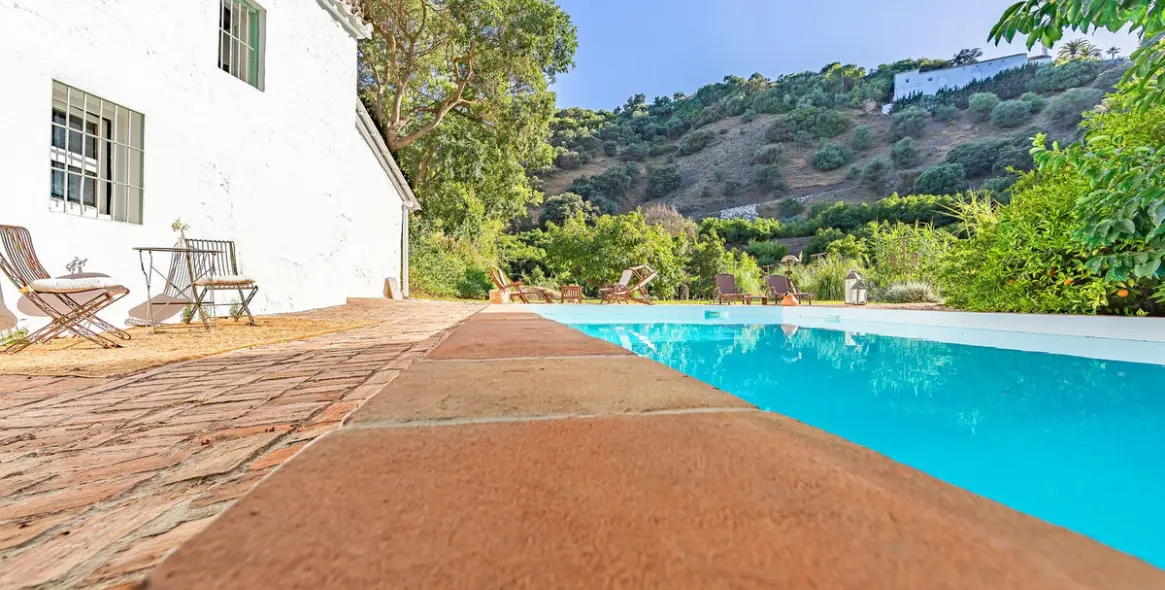Sale of finca - cortijo in Coín 8