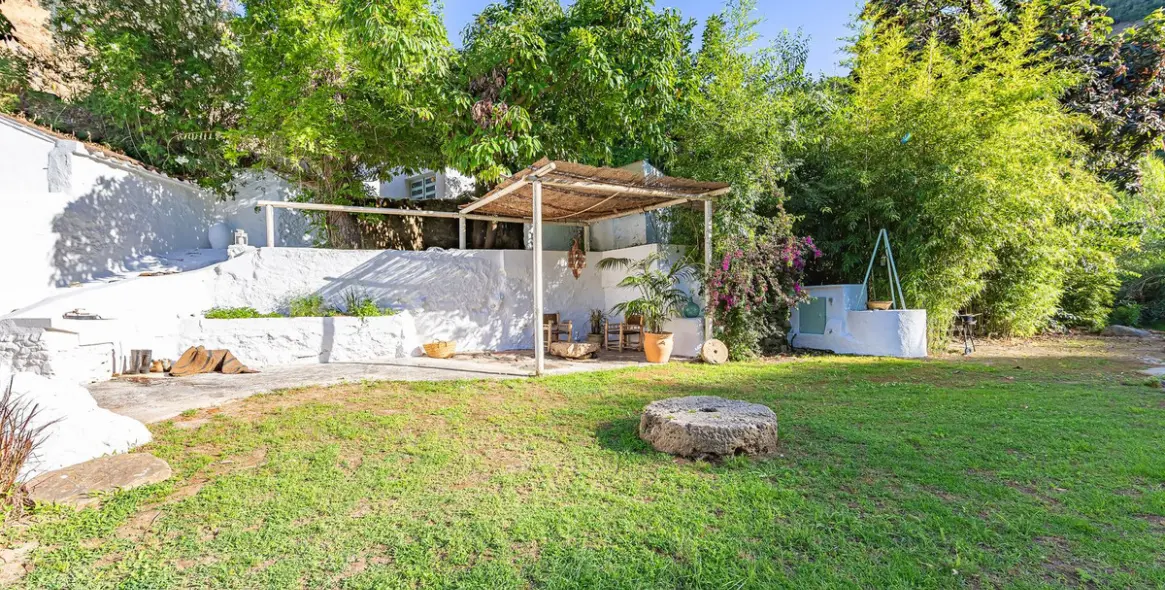 Sale of finca - cortijo in Coín 15